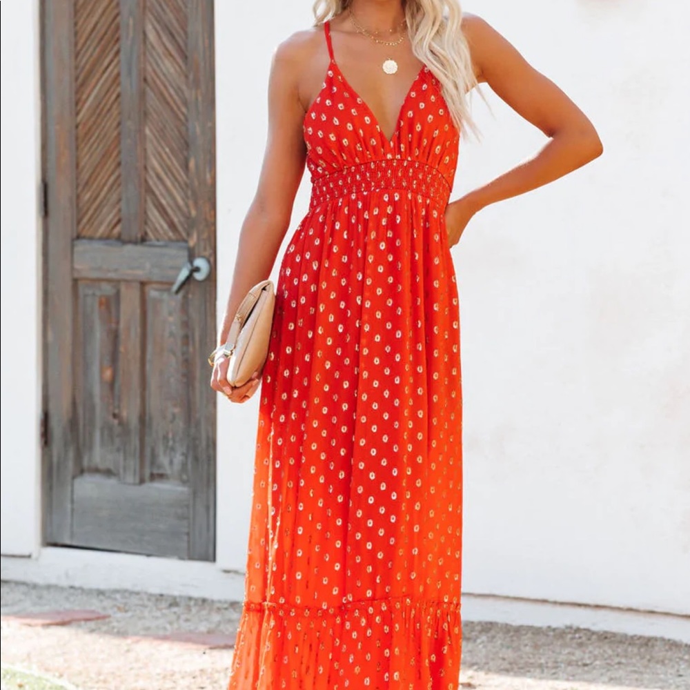NWT Evelyn Metallic Detailed Smocked Maxi Dress